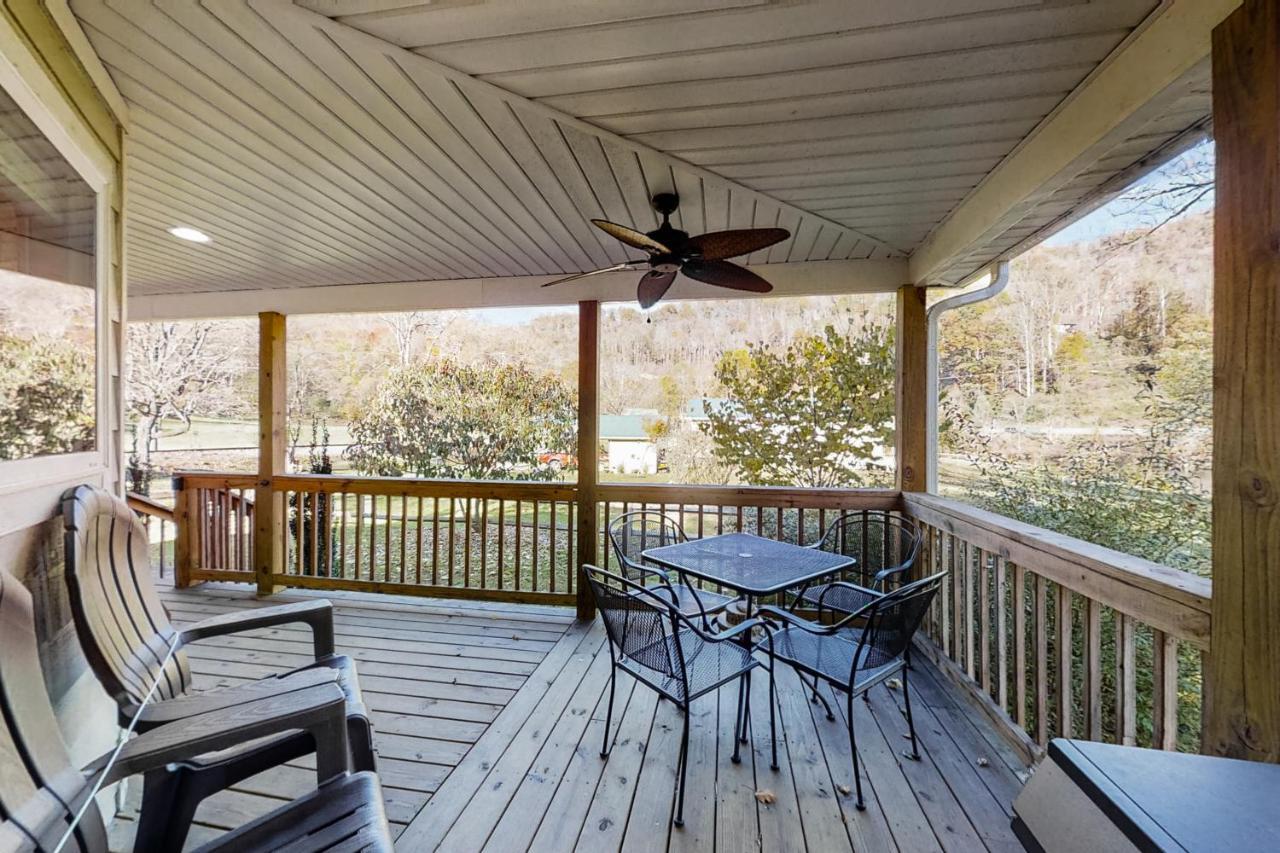 3 Bed 2 Bath Vacation Home In Whittier Bagian luar foto