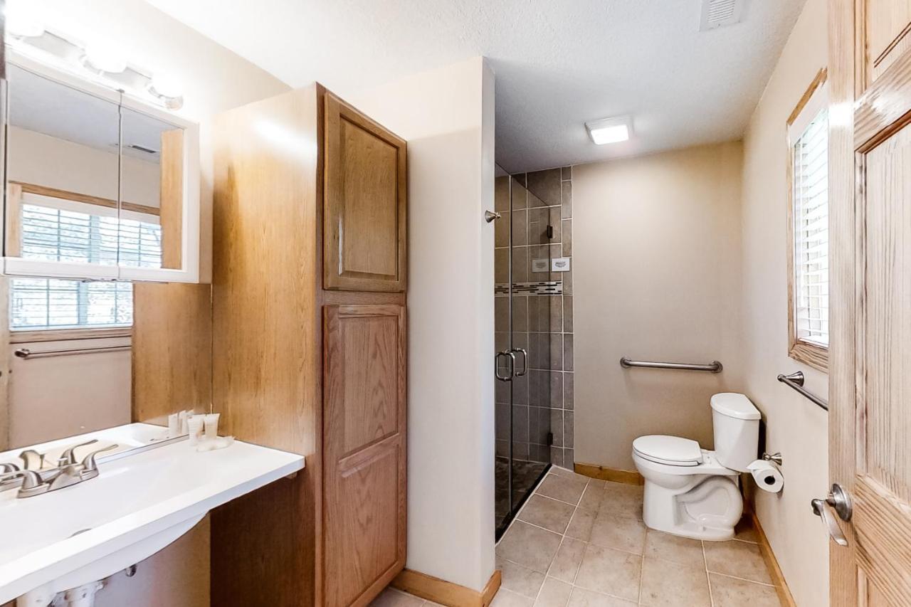 3 Bed 2 Bath Vacation Home In Whittier Bagian luar foto