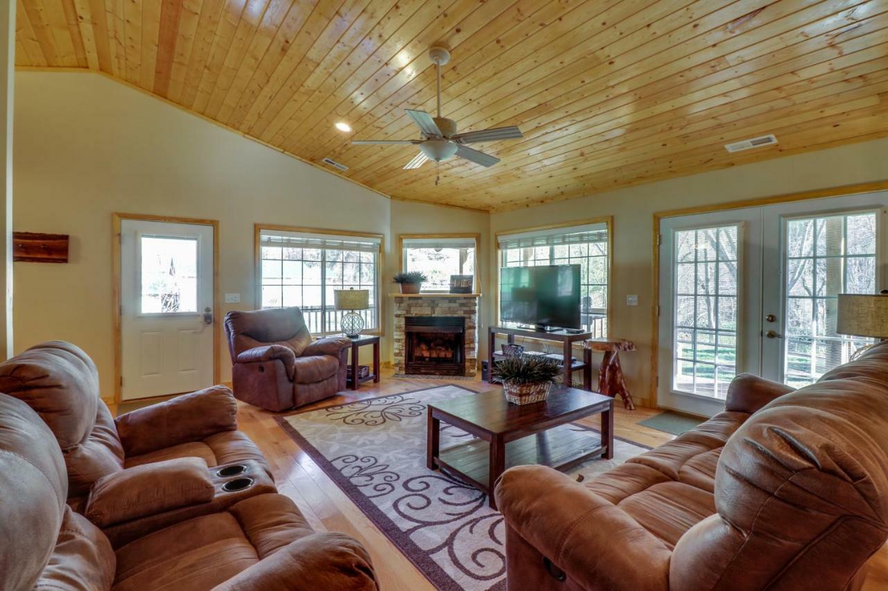 3 Bed 2 Bath Vacation Home In Whittier Bagian luar foto